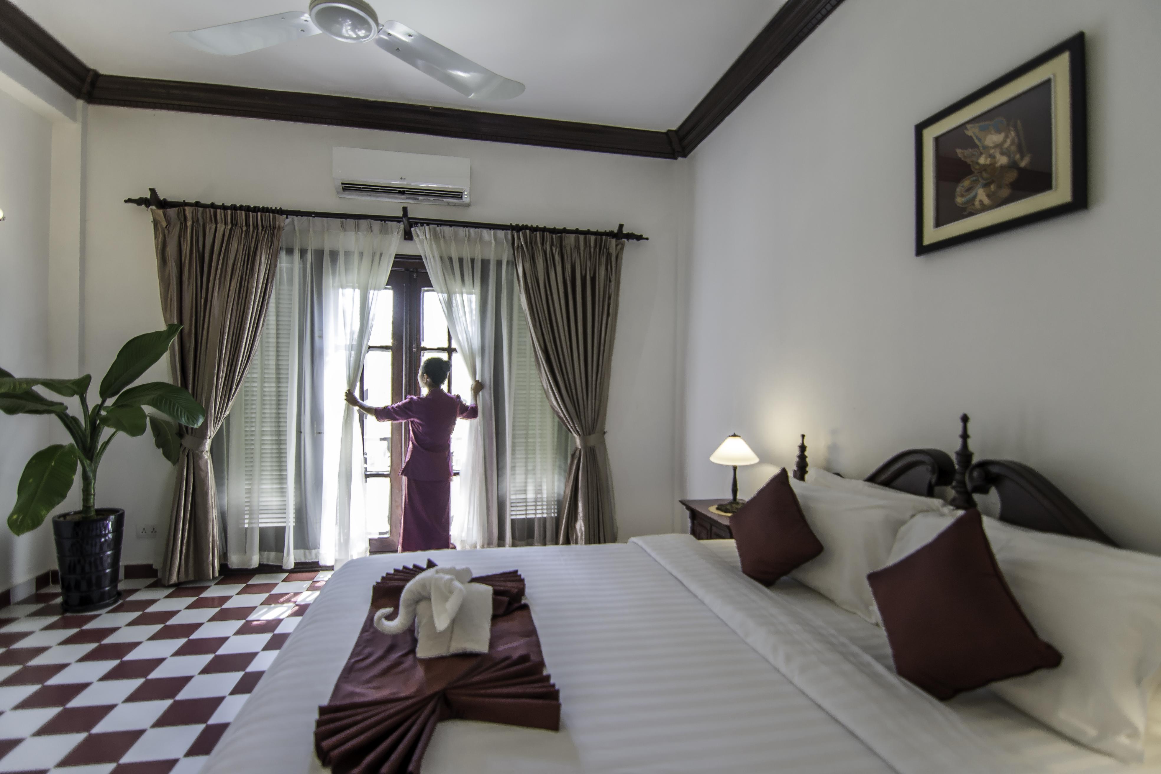 Chateau D'Angkor La Residence Сиемрип Экстерьер фото