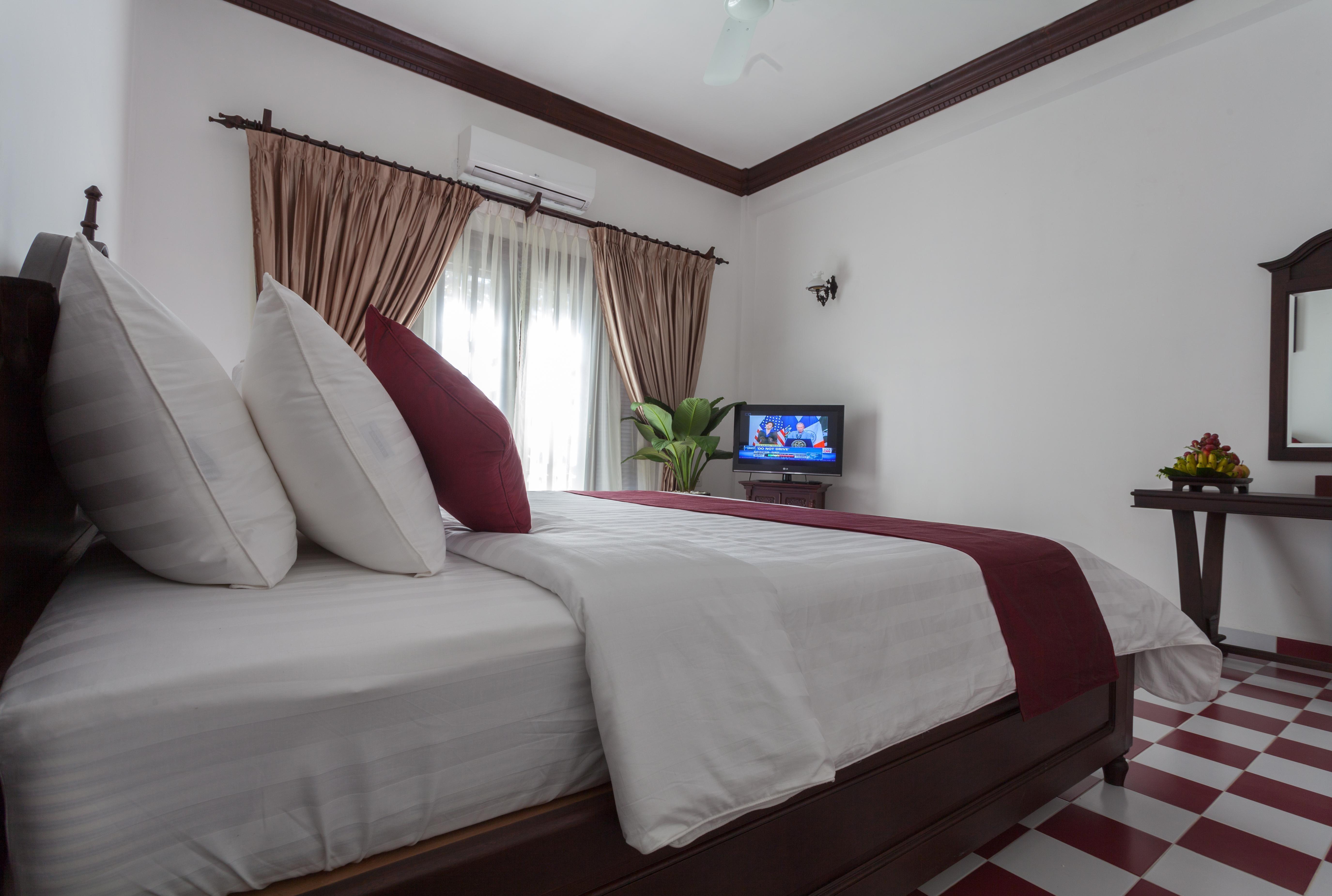 Chateau D'Angkor La Residence Сиемрип Экстерьер фото