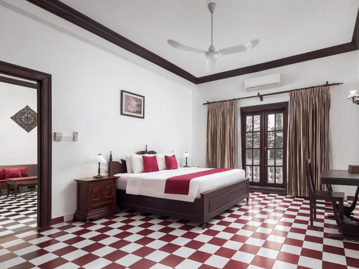 Chateau D'Angkor La Residence Сиемрип Экстерьер фото